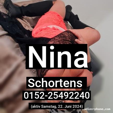 Nina aus Wilhelmshaven