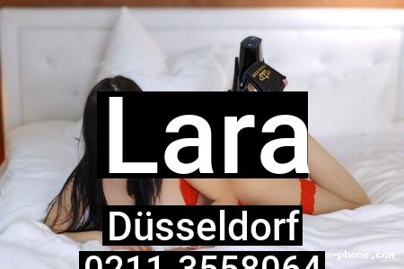 Lara aus Düsseldorf