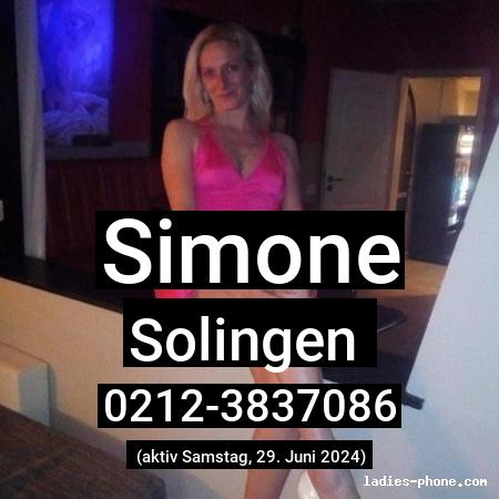 Simone aus Solingen