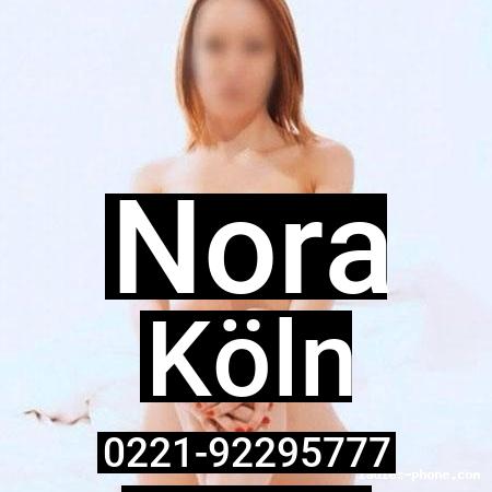 Nora aus Köln