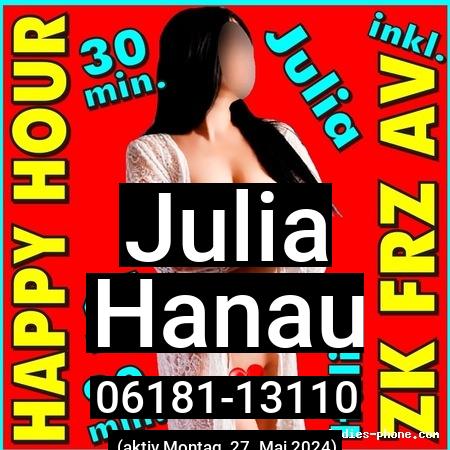 Julia aus Hanau